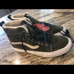 Vans MTE Olive Green Suede hi